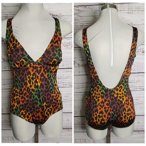 sea queen Other - Vintage Sea Queen cheetah print swimsuit size 14